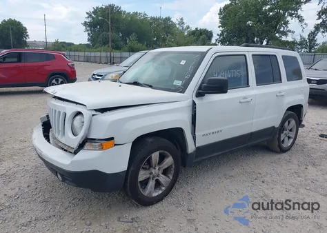2014 Jeep Patriot Latitude из США, поврежденный, VIN 1C4NJRFB3ED766157